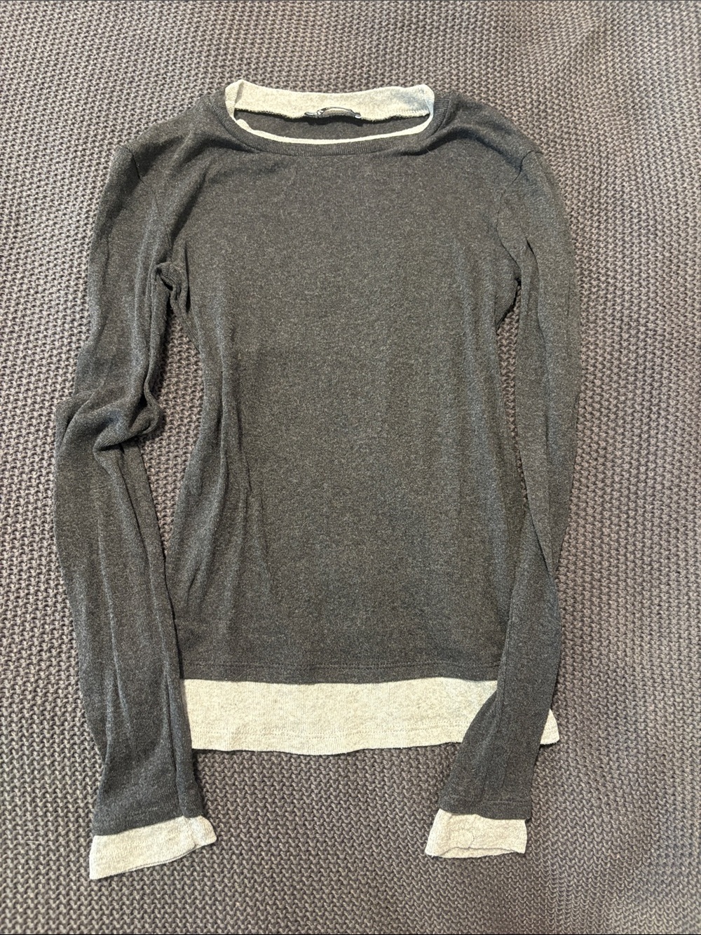 Zara Long Sleeve Contrast Hem Knit Top in Dark Gray and Light Gray